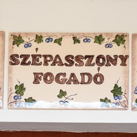 Szépasszony Fogadó Panzió Eger Kültér fotó